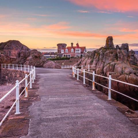 提供檢修服務的專家詠鈜冷氣冷凍企業社