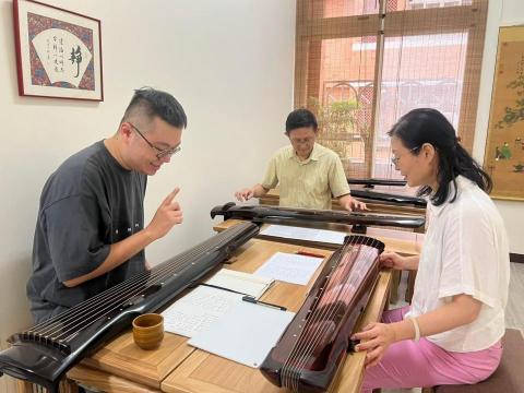 邱柏翰古琴教學 - 古琴教學-兩人團體班
