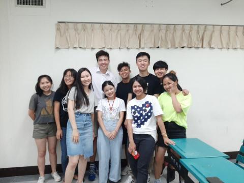 李芃 - 中高級華語教學