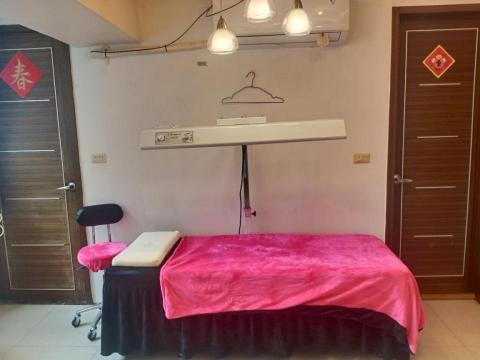 亮采美肌坊 - 居家工作室