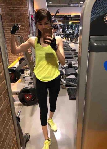 楊甯 - 手臂訓練_二頭肌