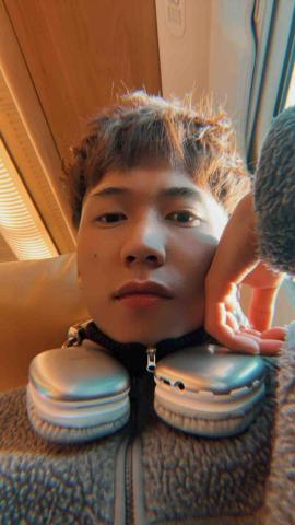 提供賺錢ptt服務的專家長友彥太郎