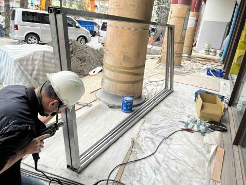 光佑自動門 -  台灣歷史博物館-不鏽鋼門片加工