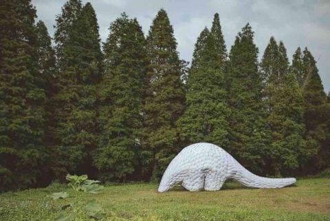 Zhong - 臺三線藝術季 穿山甲鱗片製作