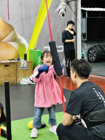 DANIEL - 兒童課程