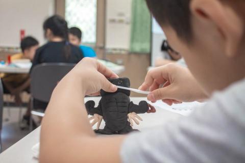 緒靄設計 - 《創作工作坊》
新北市文化局 Cultural Affairs Bureau, New Taipei City
112 年新北市公共藝術推廣計畫