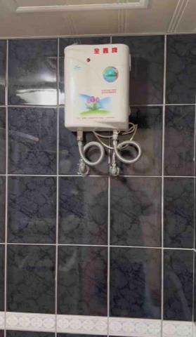 陳又健/翔奕水電企業社 - 瞬熱水器損壞
更換儲熱式電熱水器