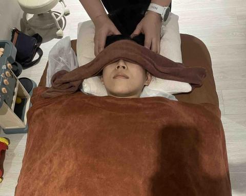 桑卓拉居家到府按摩 - 指壓/油壓到府按摩