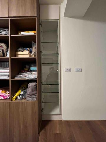 巨鎧室內裝修有限公司 - 全清玻璃展示櫃