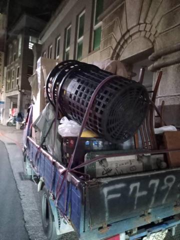 鄭淑銘 - 搬家東西