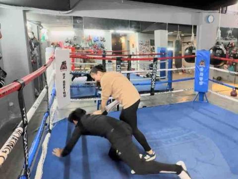 克里斯 實戰防身綜合格鬥拳擊健身 -  克里斯 實戰防身綜合格鬥拳擊健身 -