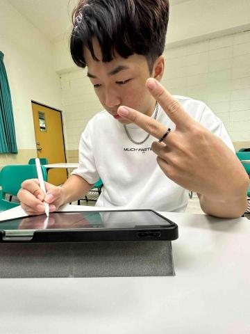 Christopher - 可提供多元教學方式