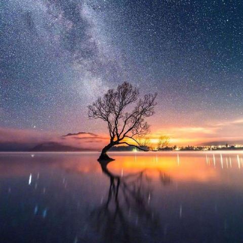 蔡承儒 - 數學就像這個圖片一樣廣闊，不期待能短時掌握，但持之以恆地學習，能成為智者。