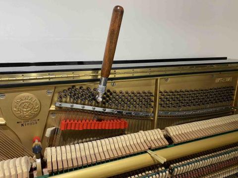 修飾鋼琴調律 - 準備開始鋼琴調律