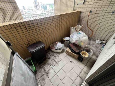 小資家適 - 陽台雜物清潔前