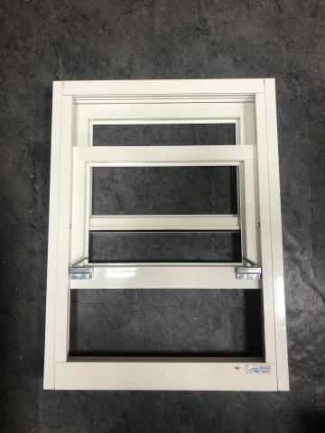 宅安鋁門窗 - 上下拉窗