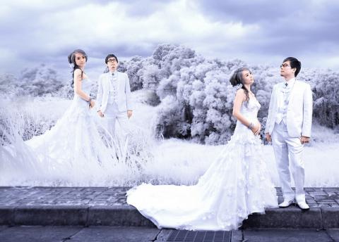 個人設計工作室 - 婚紗相本美編排版