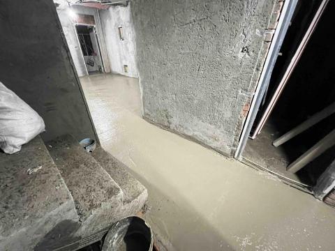 耀築企業社 社團：水泥地鋪設 - 民宅地面加強混泥土鋪設