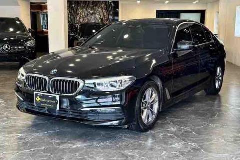 奇林國際租賃｜專業機場接送 - 尊榮車型