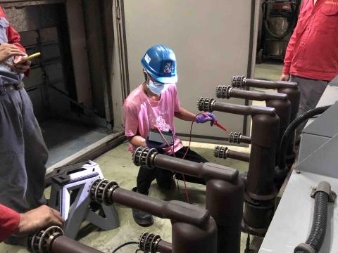 家豪私人水電維修 - VCB真空漏電斷路器 耐壓值測量