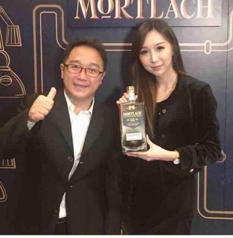 提供代購服務的專家小楊服務