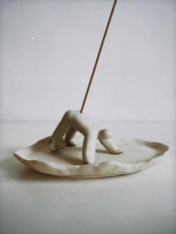 王憶婕 - 瑜珈小人線香座