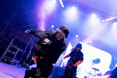 柳宜岑 - 街舞表演照