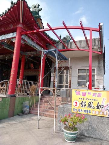 曾佳宏 - 廟宇兩側遮雨棚搭建施工 曾佳宏 - 廟宇兩側遮雨棚搭建施工