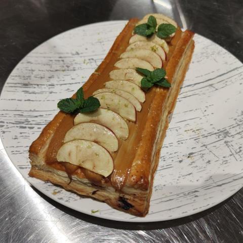 何承洧Tom - 焦糖蘋果千層派