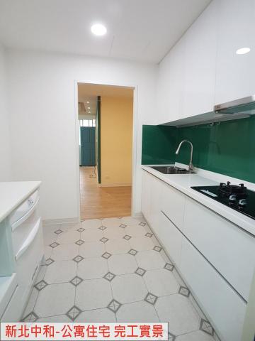 家瑞室內裝修 - 整體裝修案例-中和忠孝街 公寓住宅-完工實景

[看更多個人裝修案例] &darr;&darr;&darr;
https://drive.google.com/file/d/1jv4Npwb1S69XmHnqeIZ5JBL31QITqpRa/view?usp=drive_link