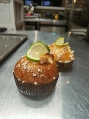 何承洧Tom - 檸檬流心布里歐