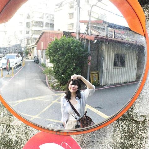 提供艾瑪絲ptt服務的專家艾瑪