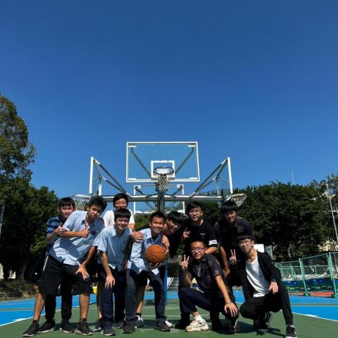 提供刻印章服務的專家李泓毅