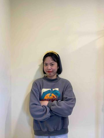 提供uniqlo褲子服務的專家郭卉真