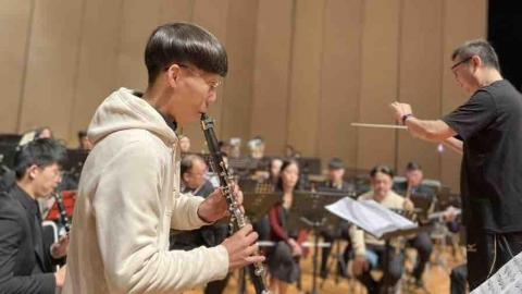 鋼琴/單簧管(豎笛)/樂理教學 - 簡璽恆 - 基隆交響管樂團 協奏曲演出 鋼琴/單簧管(豎笛)/樂理教學 - 簡璽恆 - 基隆交響管樂團 協奏曲演出