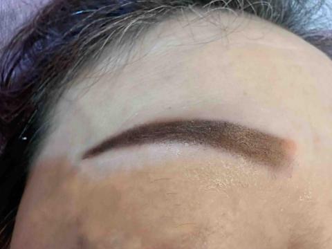 Salina/霧眉/美瞳線/歐洲漂唇/新娘秘書 - 