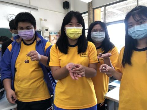 Eliza Lin - 馬卡龍鑰匙圈