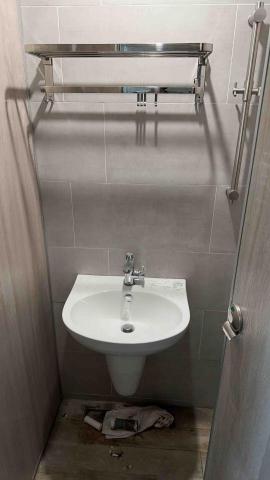 榮鑫居家水電維修 - 安裝洗臉盆附加淋洽龍頭