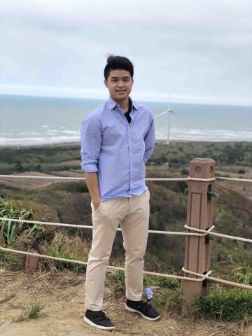 提供92服務的專家黃士倫