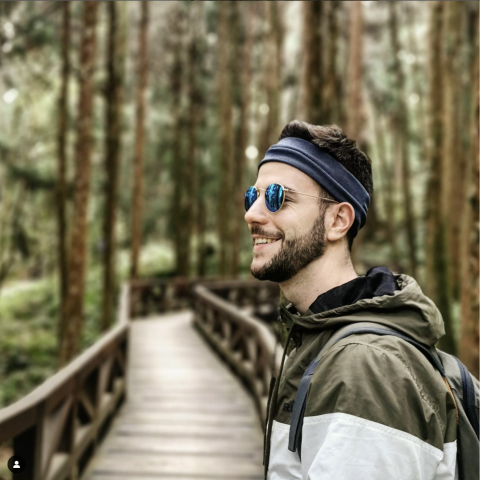 RH Studio｜廣告代操 ｜社群經營｜ 平面設計 - 商品攝影+影像編修