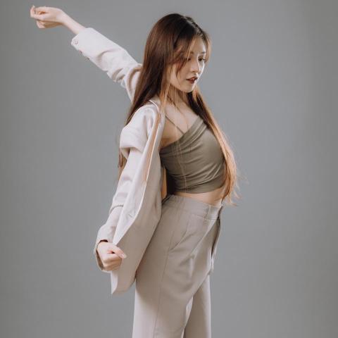 提供舞蹈教學mv服務的專家陳沂彤