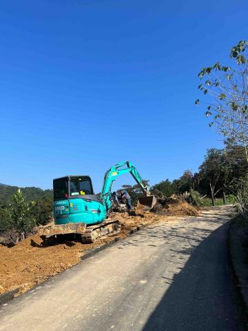 源益工程行 - 小怪手整地