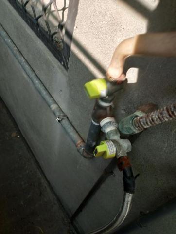 阿牛瓦斯-水電 - 拆除中