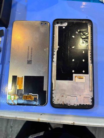 阿東3C維修 - 摔機 螢幕分離 排線斷裂 現場30分鐘完修