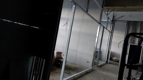 鎰鑫企業社 - 玻璃固定框