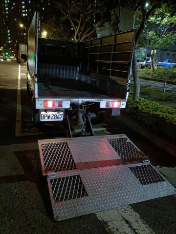 自助搬家小貨車(俊杰) - 
