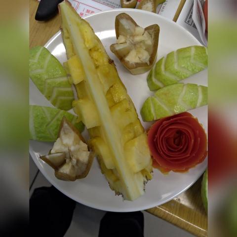 Sally Shu - 水果雕塑切盤擺飾