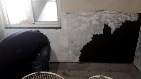 綋聖 - 仁武壁癌處理 施工批土中