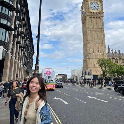 提供多平台數據分析服務的專家Alison