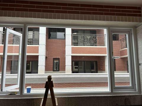 宬鑫鋼鋁門窗 - 景觀窗